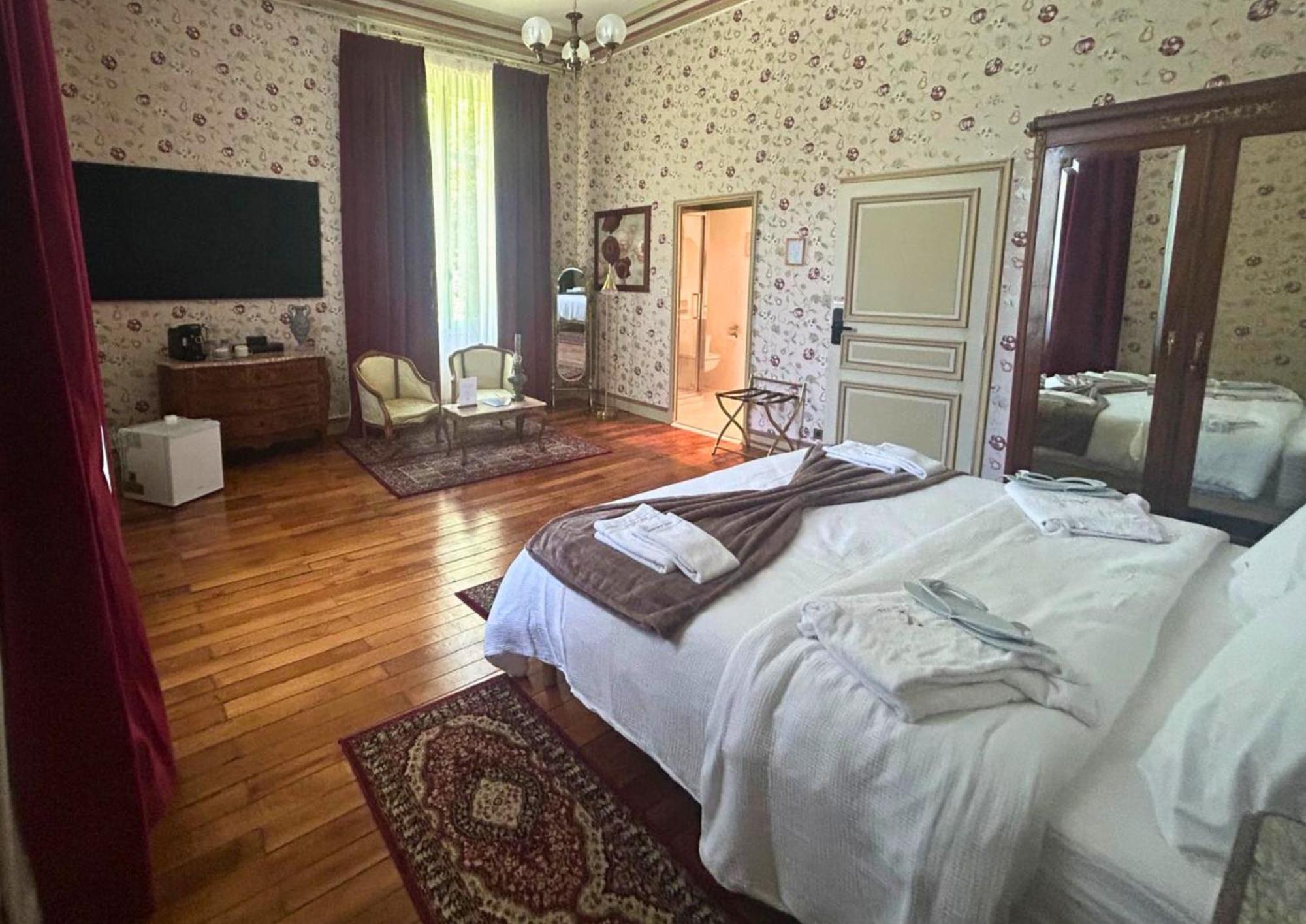 Chateau De Saint-Bohaire Екстер'єр фото